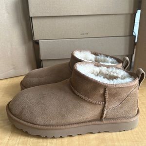 Ugg Women’s Classic Ultra Mini Boot